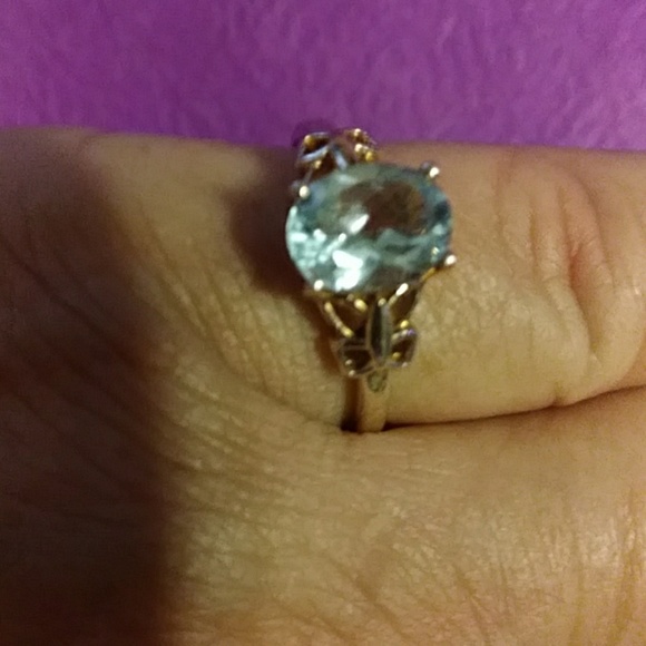 📌LONDON BLUE TOPAZ WITH GOLD BUTTERFLIES/925- RING. SIZE 8 - Picture 1 of 4